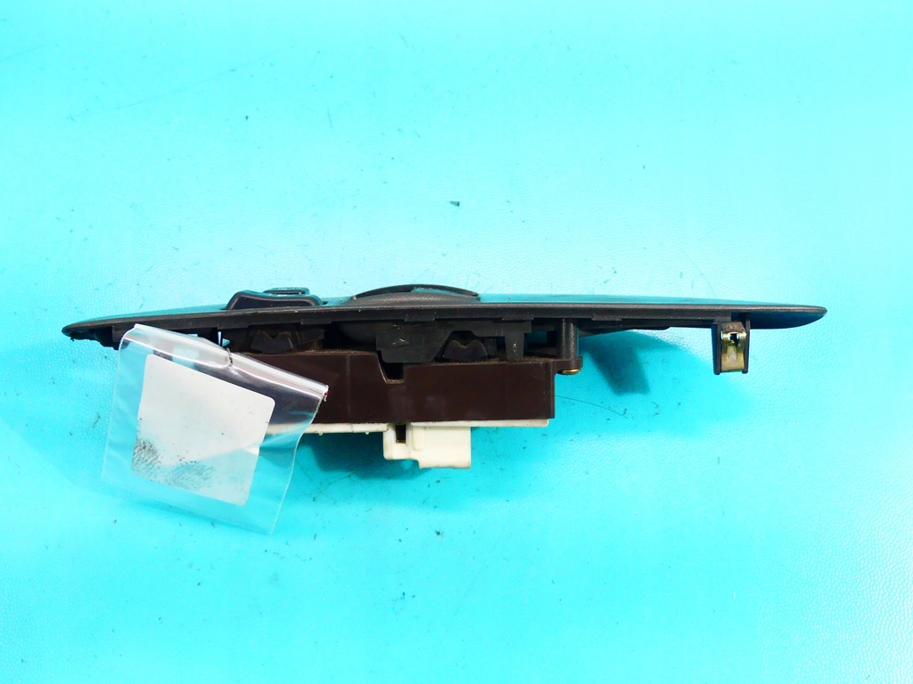 фото №6, Переключатель toyota yaris i 99-05 панель окон дверь