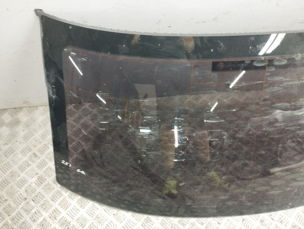 Скло задня chrysler 300 - 300c в Україні