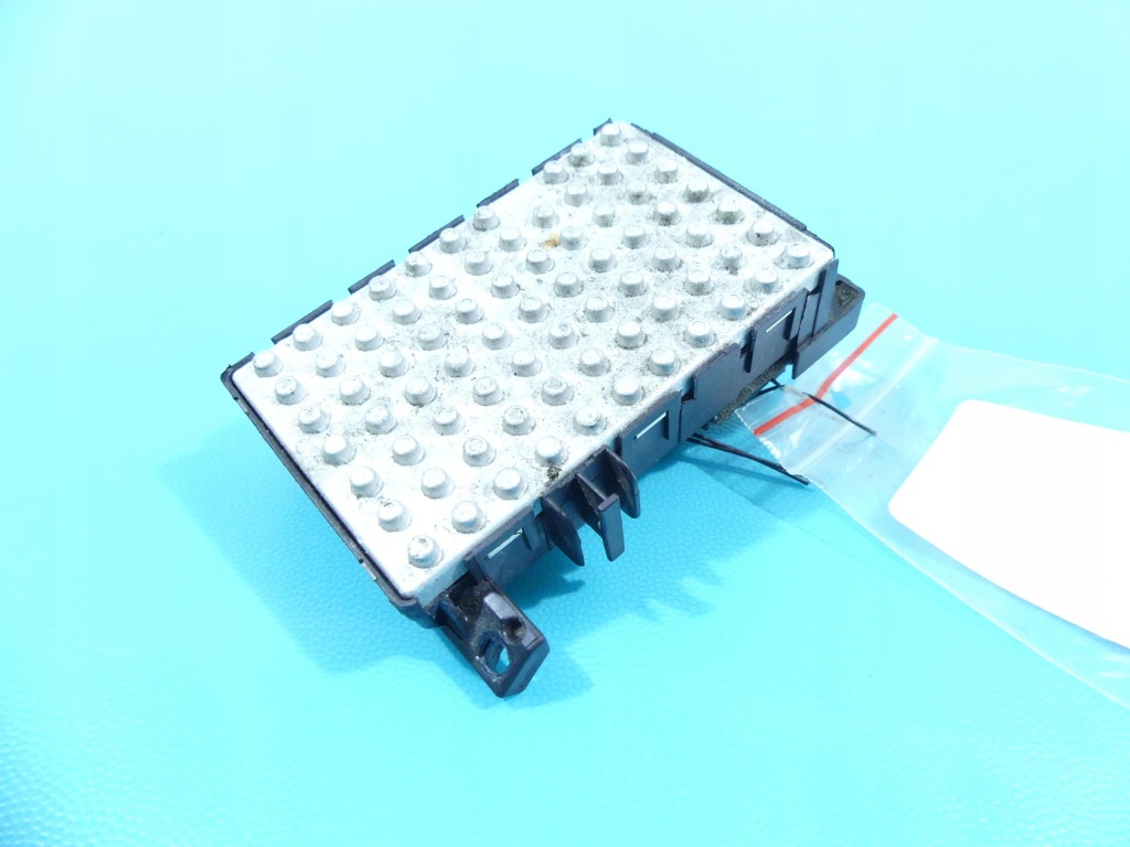 фото №1, Резистор резистор mercedes w221 a2218706758