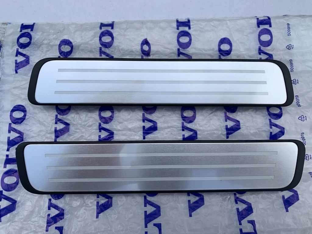фото №1, Накладки пороговые задняя volvo xc90 s90 kpl 31479069