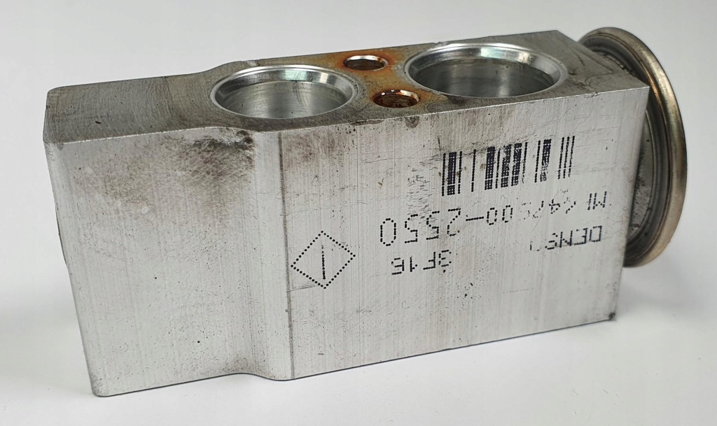 фото №1, Клапан розширювальний smart forfour 454 447500-2550