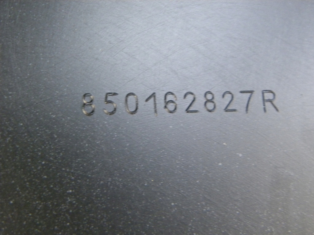 Renault trafic iii-opel vivaro b бампер задній права сторона na pdc Недорого