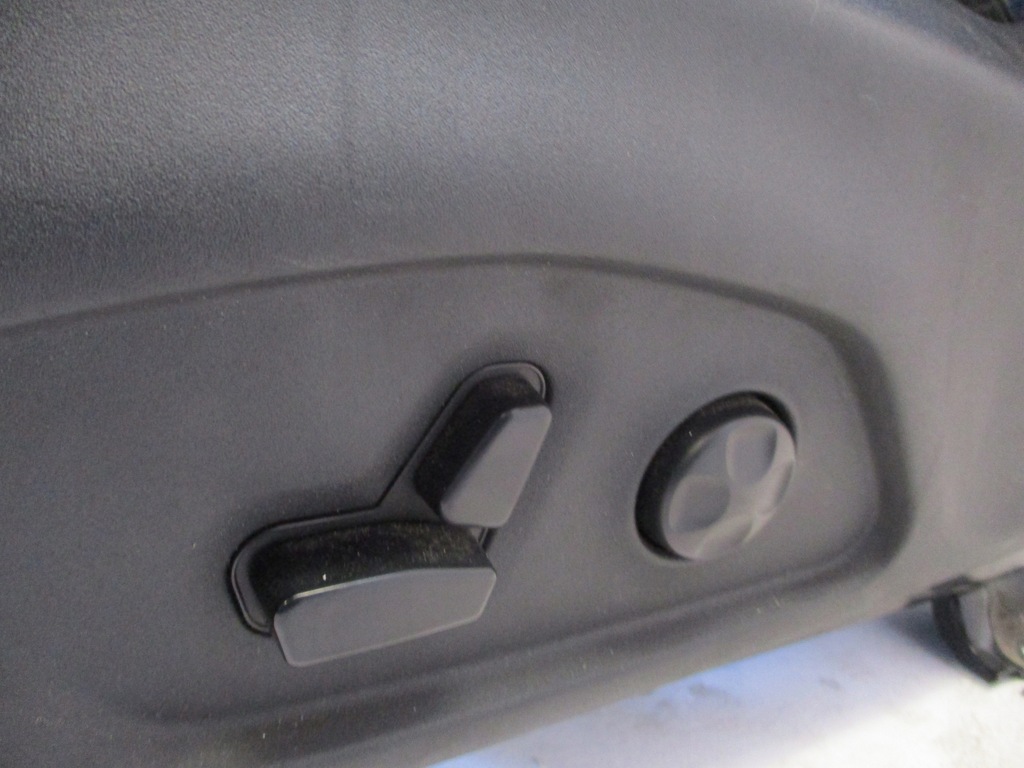 фото №11, Обивка кожа сиденья jeep compass ii trail hawk