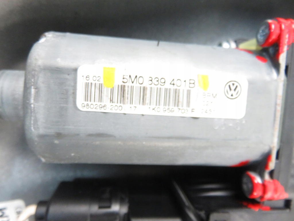 фото №6, Підйомник скло лівий задній vw golf plus 1k4839461a 5m0839401b