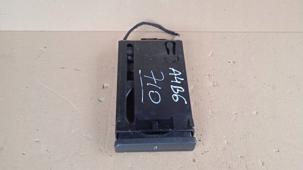 фото №1, Audi a4 b6 s-line кронштейн cup держатель