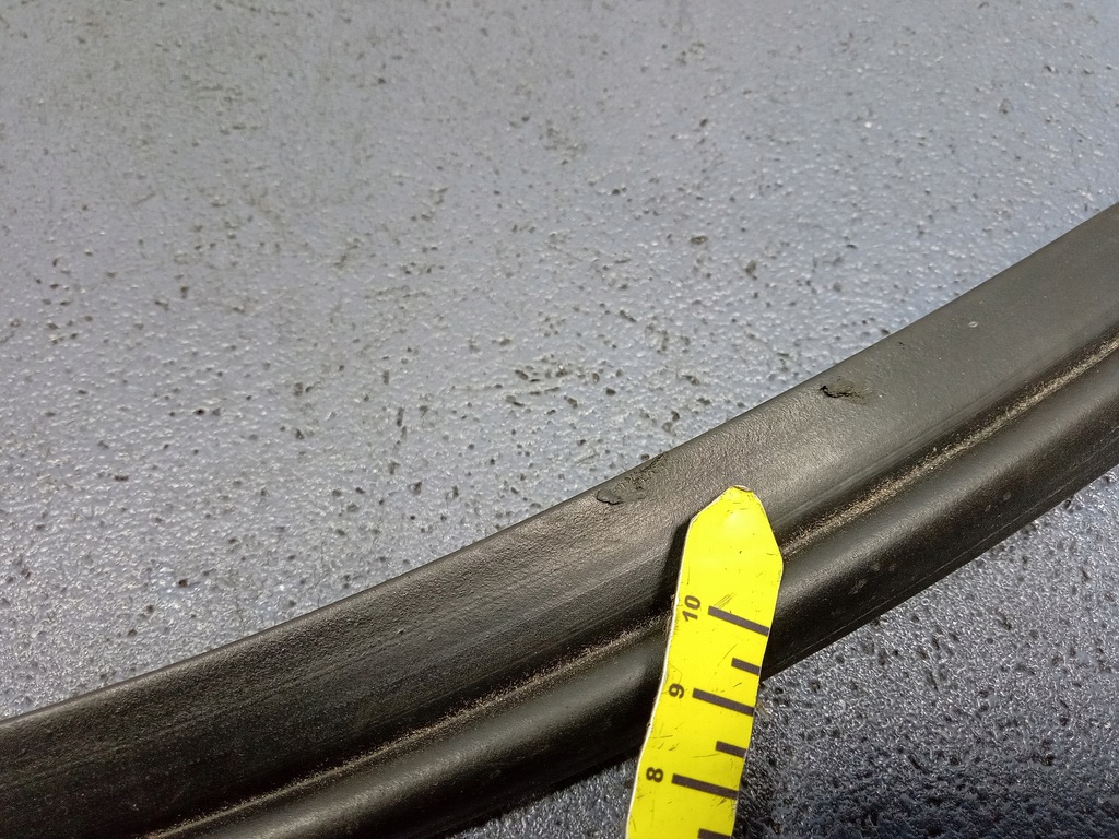 фото №5, Hyundai terracan прокладка кришки багажника