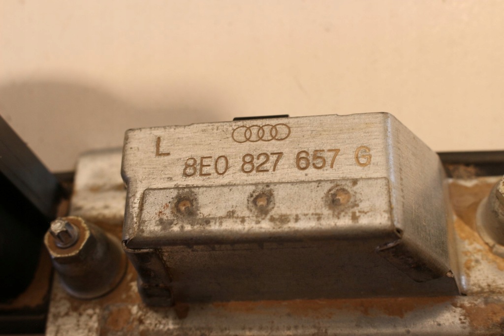 фото №7, Накладка контактор кнопка кришки audi a3 8p cabrio