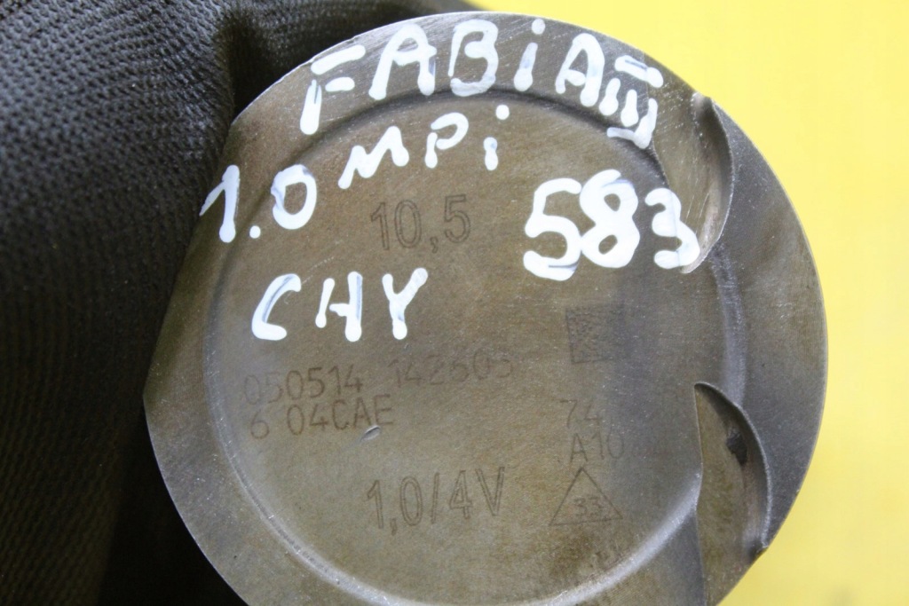фото №12, Поршень шатун polo fabia iii 1.0 mpi 04ee 7493a