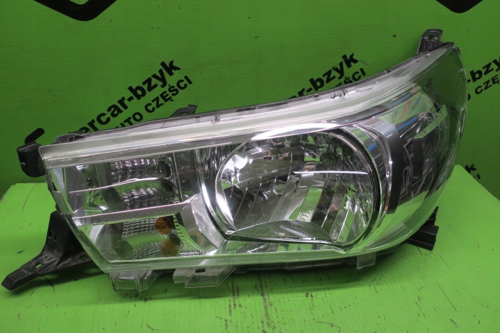 фото №1, Toyota hilux фара левый обычный 2016 2017 2018 2019