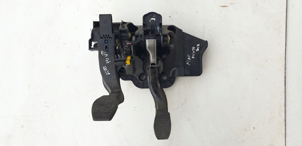 фото №1, Педаль зчеплення гальма fiat punto evo 2009-