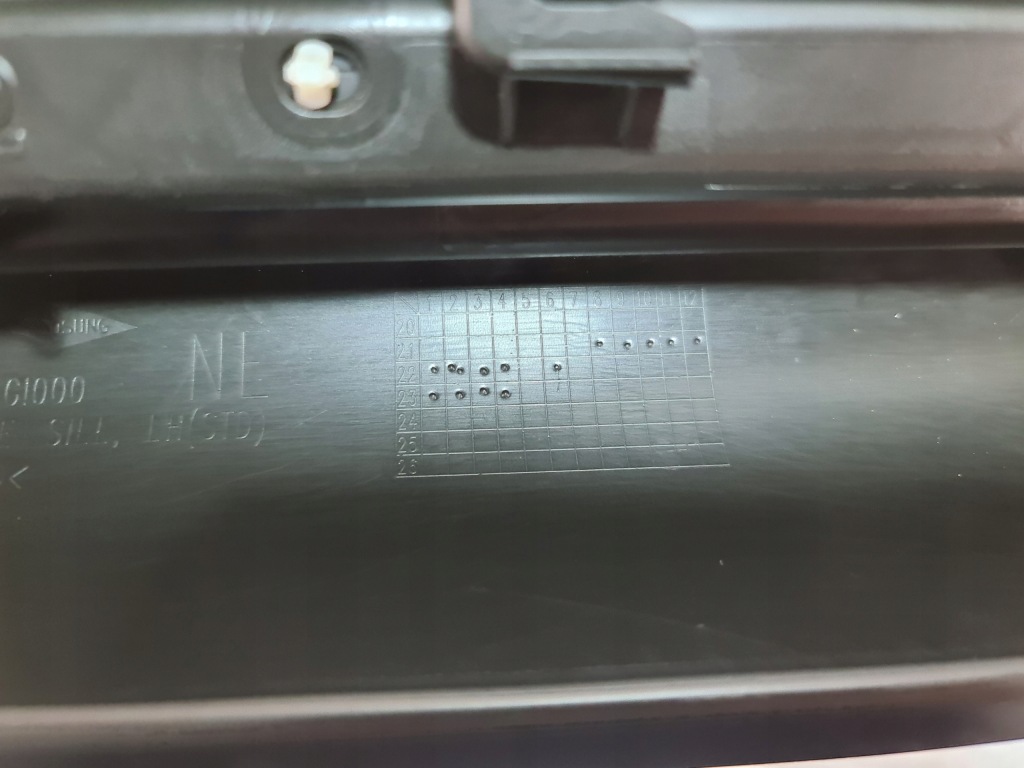 фото №11, Hyundai ioniq 5 молдинг поріг накладка поріг ліва 87751-gi000