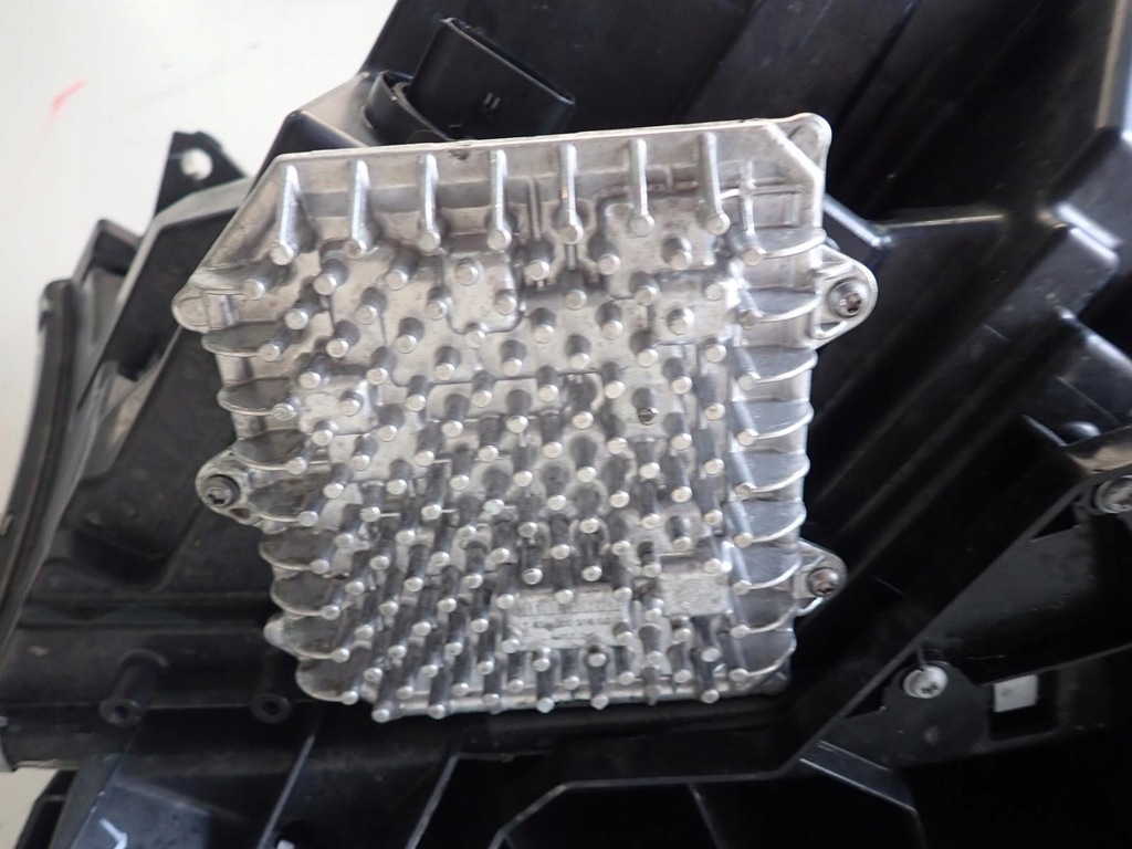 фото №7, Лампа перед правая dodge ram 1500 2019- full led