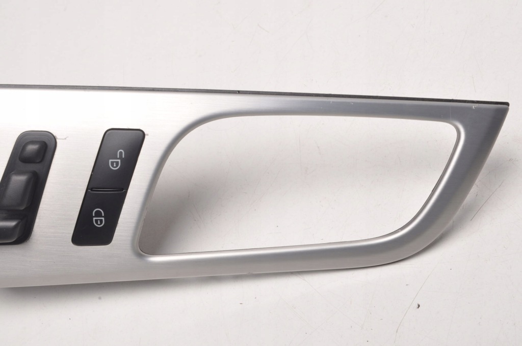 Mercedes slk 3 w172 r172 панель регулювання сидіння a1728207610 Недорого