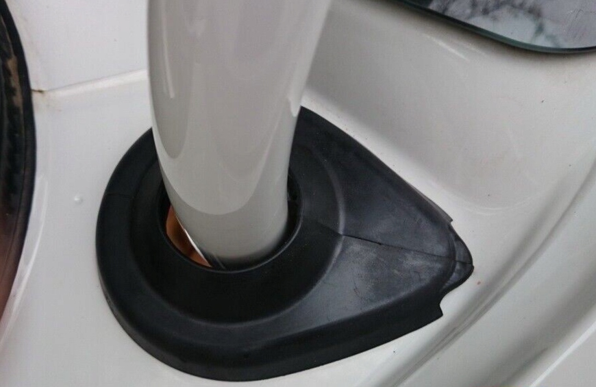 фото №5, Прокладка петля багажника vw passat 06-