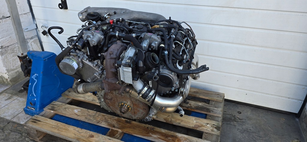 Комплектний  двигун audi a4 b8 a5 q5 3.0 tdi cap capa Недорого