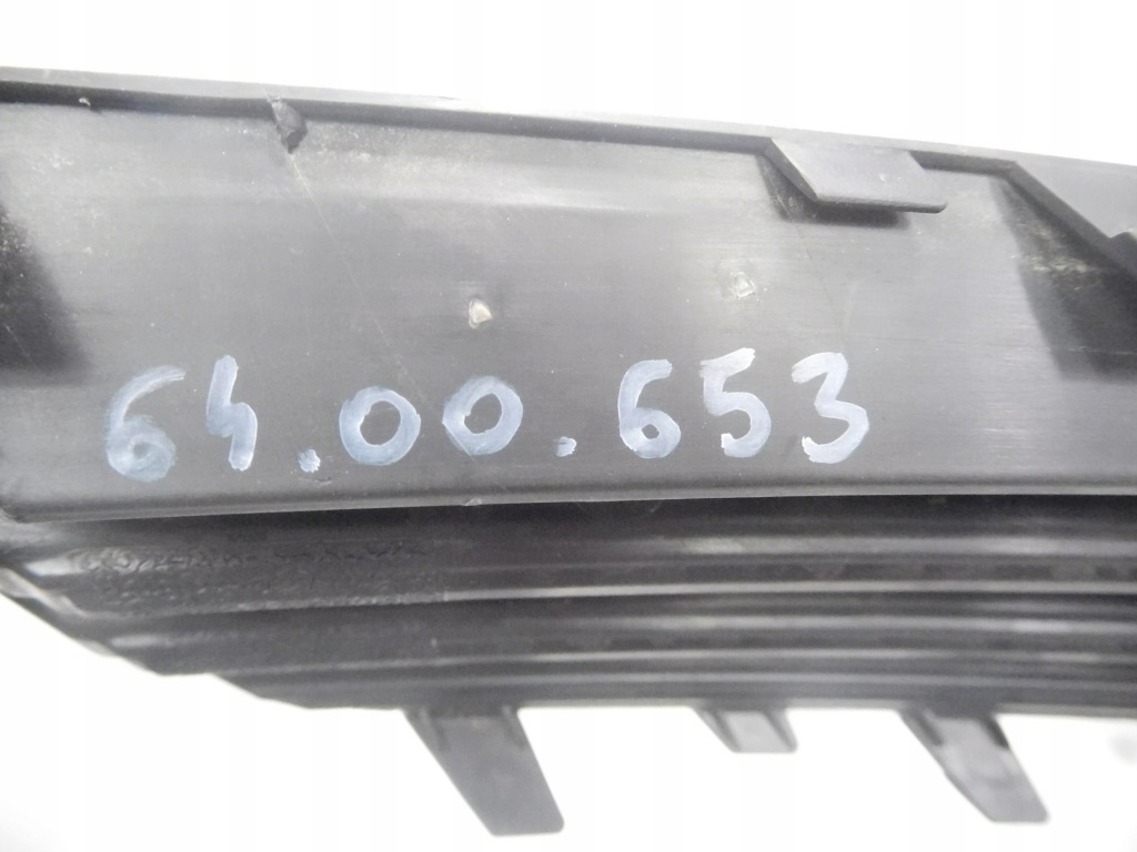 Решётка  решётка бампера правый  перед opel insignia a оригинальный номер 6400653 с Разборки