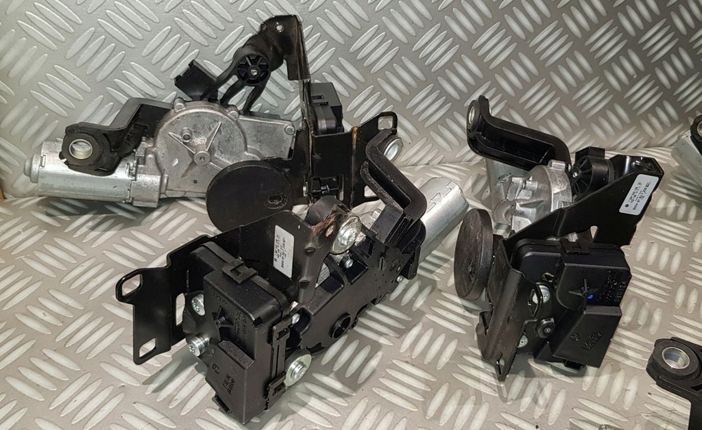 фото №13, Bmw 5 e61 lift механизм дворники моторчик крышки стекло задняя 7208601 08r