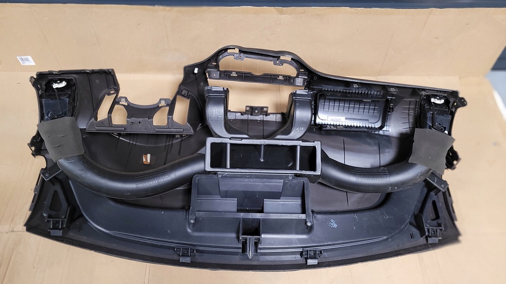 фото №7, Консоль приборная панель приборная панель hyundai i20 i оригинал europa