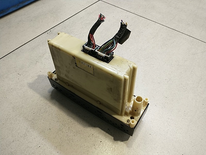 фото №11, Панель обдув galant viii 2.0 mr360372