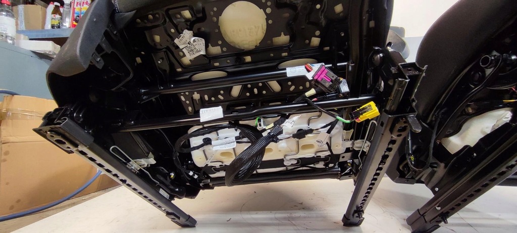 фото №9, Skoda karoq сиденья заднее сиденье alcantara кожа подогрев