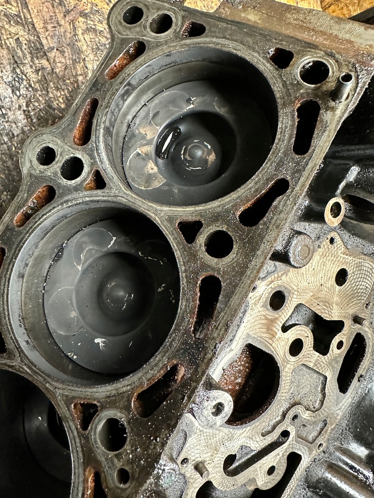 фото №9, Блок двигуна dół wał поршні vw audi 3.0 tdi asb