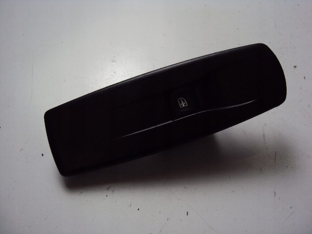 фото №1, Панель стекло правый перед renault laguna iii coupe