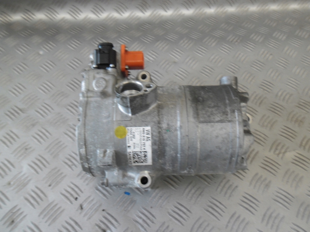 фото №1, Audi q7 4m 2 ii компрессор кондиционера 4m0816797a