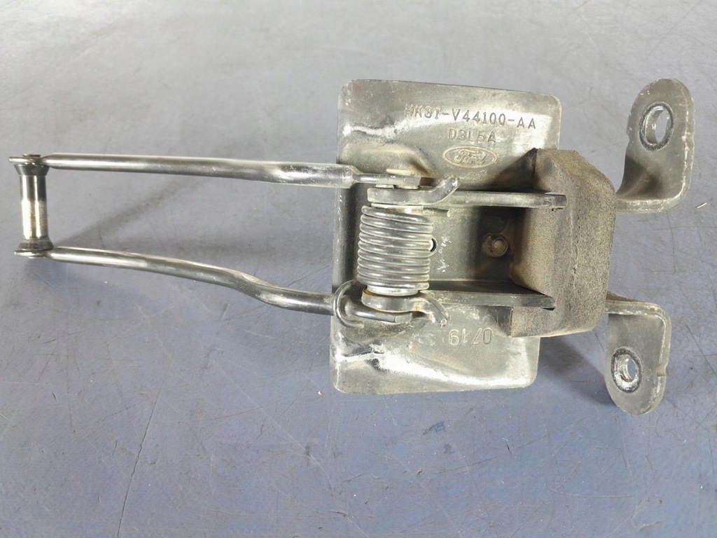 фото №1, Transit фургон mk8 ограничитель дверь задняя