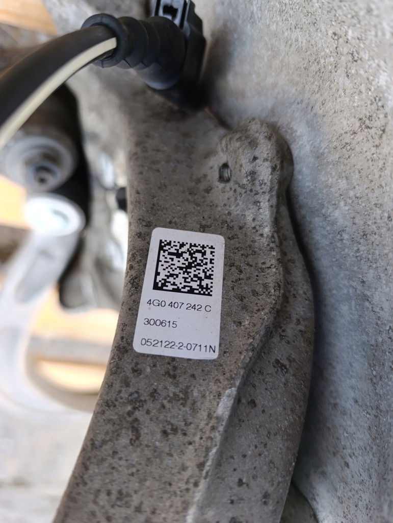 фото №7, Audi a4 b8 lift права поворотний кулак амортизатор важіль перед 4g0407243c