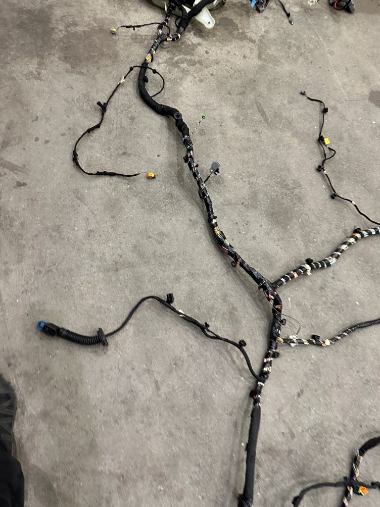 фото №3, Volvo xc60 ii d4 d5 комплектная электропроводка салона