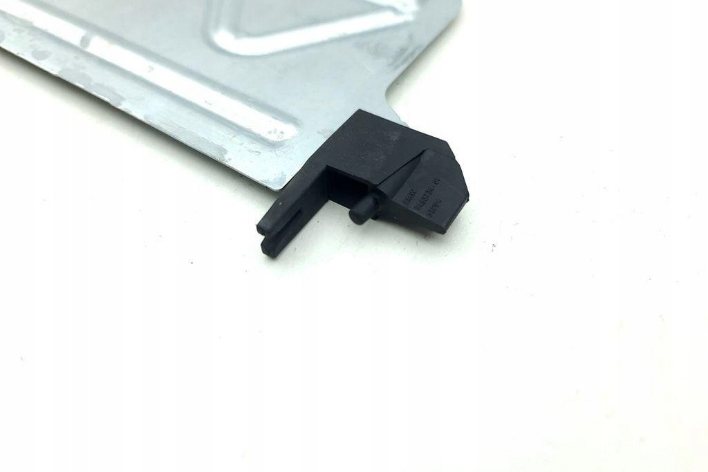 фото №8, Заглушка фаркоп передній бампера mini cooper f56 9453733 electric 2023