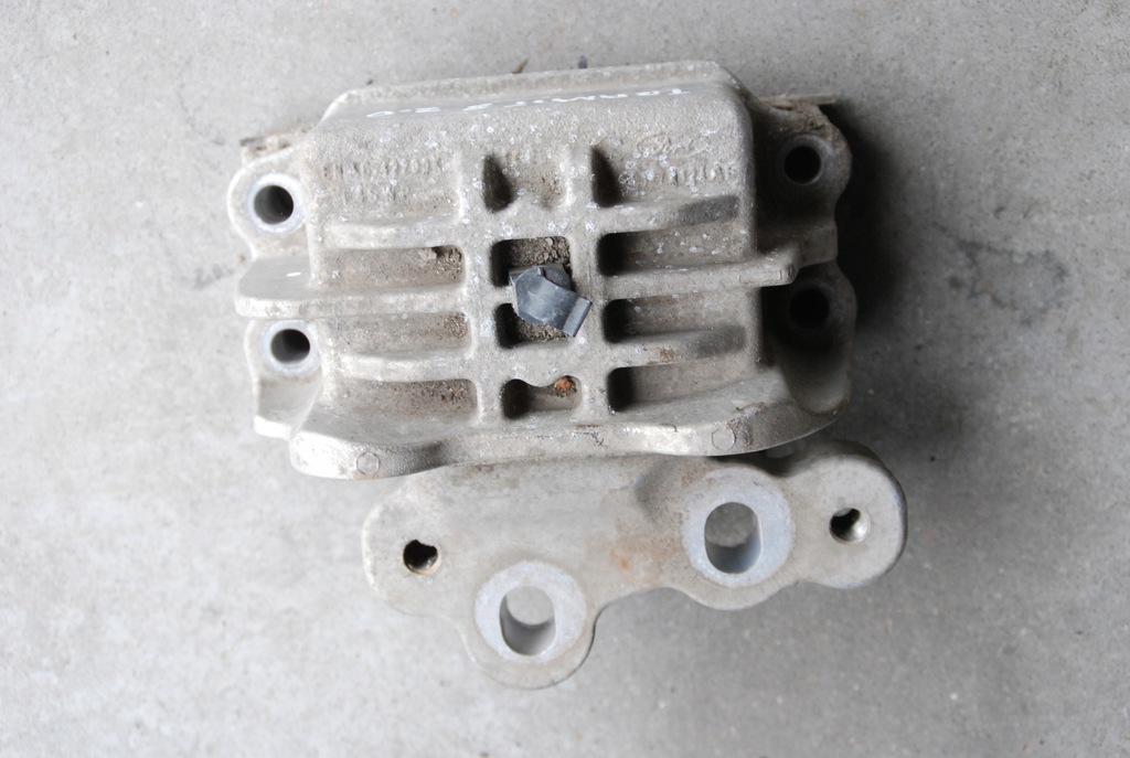 фото №1, Кронштейн подушка двигуна ford transit custom