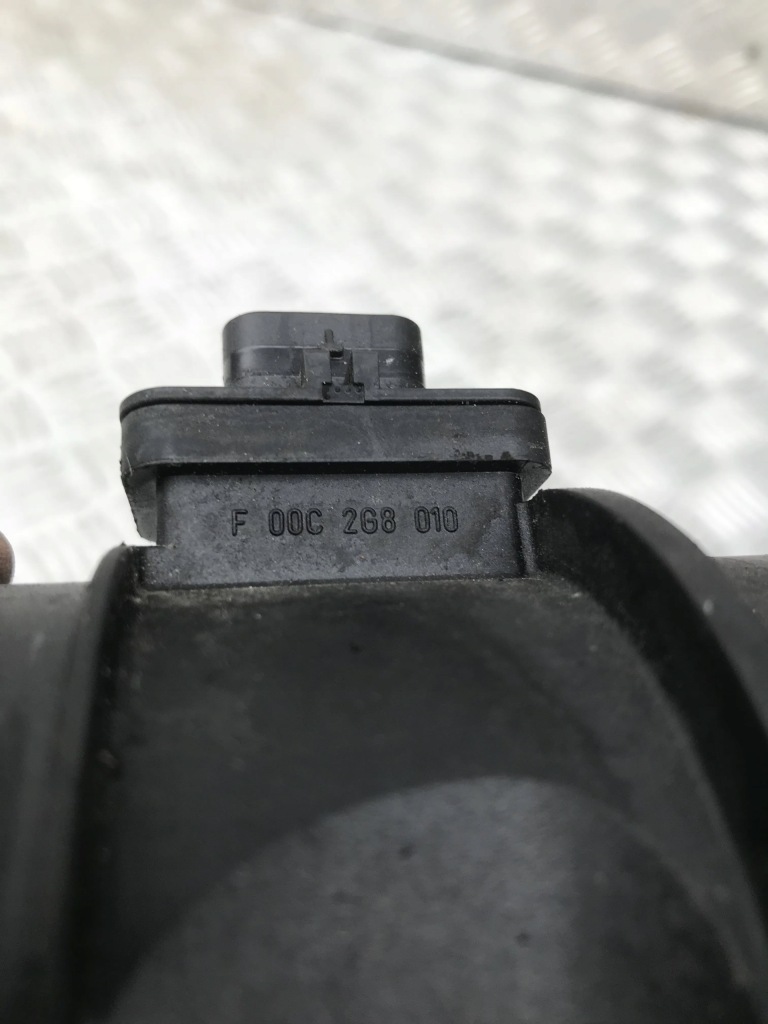 Купить Расходомер audi q3 11- 2.0 tdi f00c2g8010
