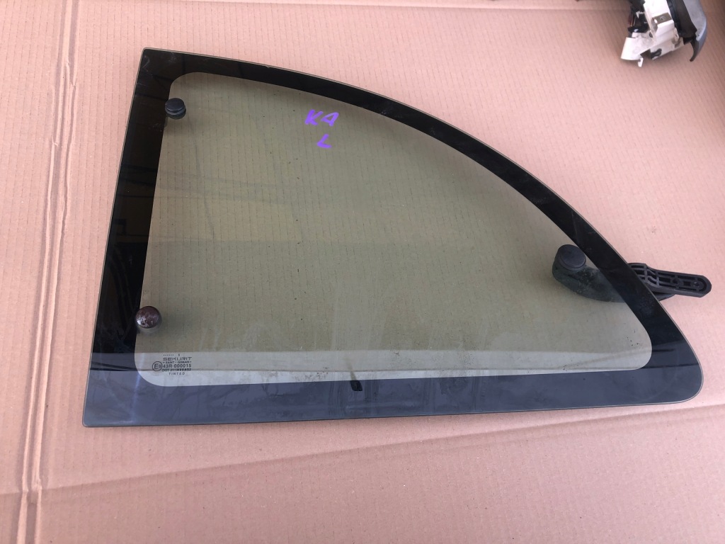 фото №1, Левая задняя стекло кузовная ford ka mk1 откидная