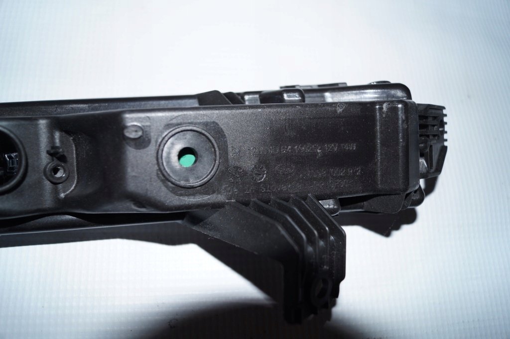 фото №6, Противотуманная фара led l+p jaguar f-pace серебристый 1058.002