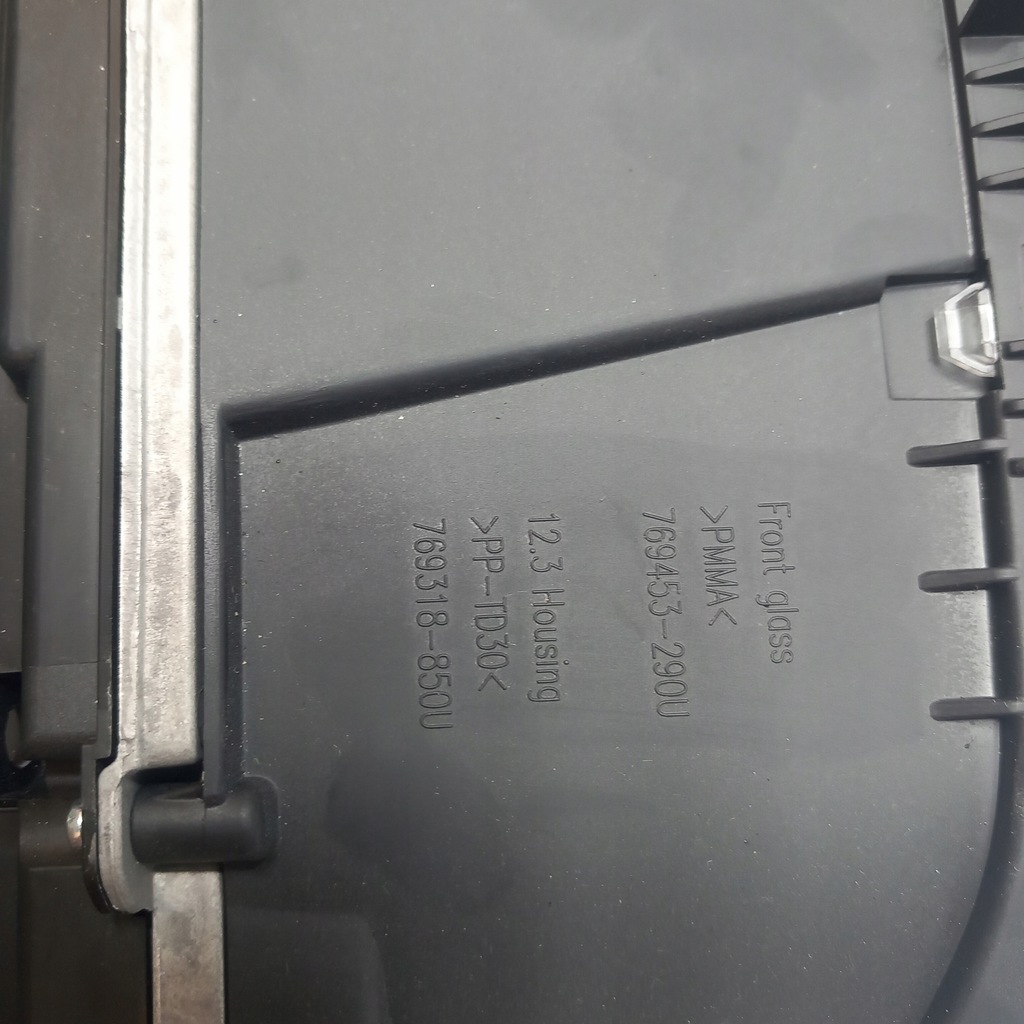 фото №11, Volvo xc40 17- счетчик приборы p32276171 usa