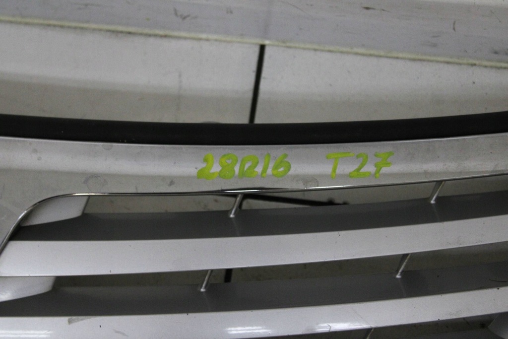 фото №8, Toyota avensis t27 09r- решётка радиатора решётка радиатора радиатора