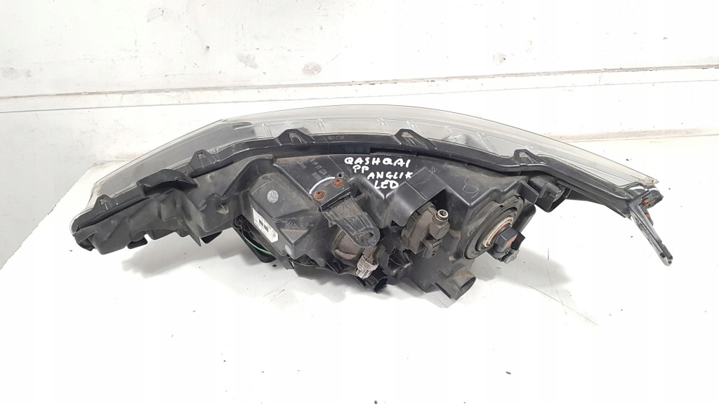 Фара правый  правый перед led qashqai 2 100-18014 Цена