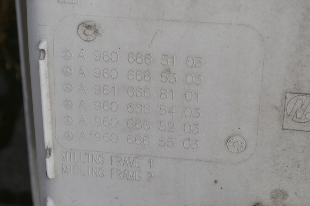 фото №7, Подножка правая mercedes actros mp4 a9606665103