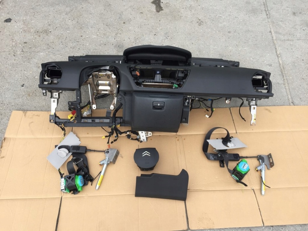 фото №1, Приборная панель панель подушка безопасности ремни c4 grand picasso 08-13r