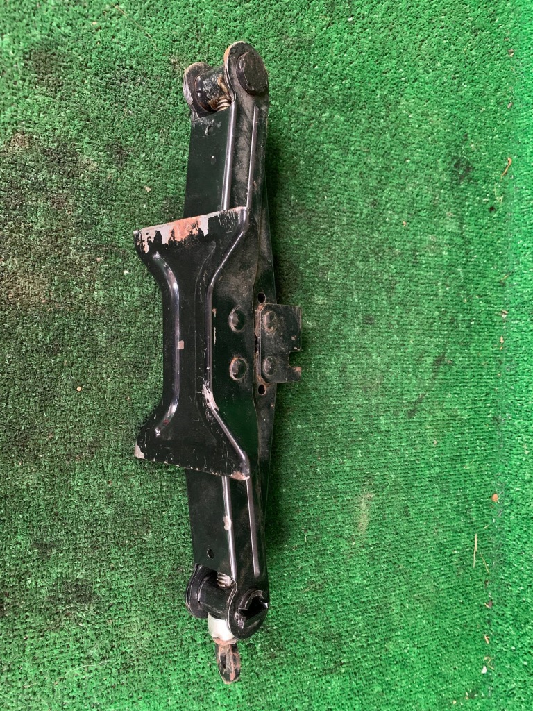 фото №2, Домкрат підйомник підйомник mazda 2 de demio wwa