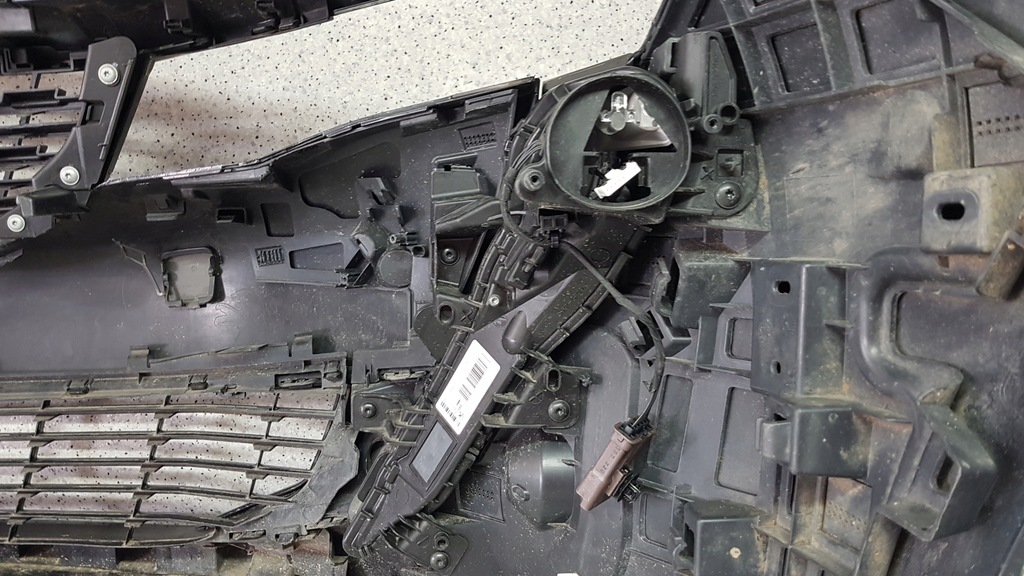 фото №11, Peugeot 508 ii 2018 - бампер перед 9610