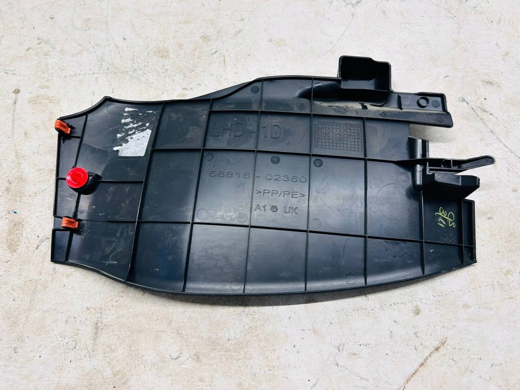 Corolla e21 захист бічна тунель завершення ліва ліва 58116-02380 Недорого