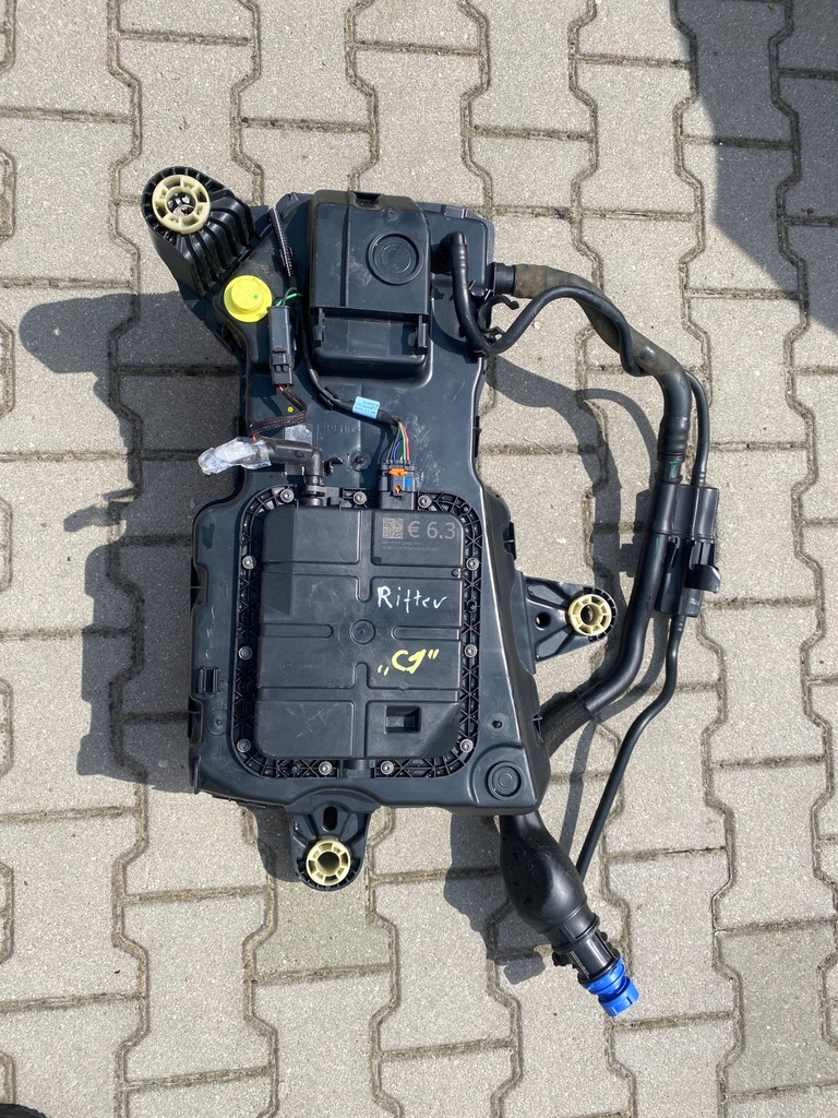 фото №1, Насос бак adblue citroen berlingo peugeot partner rifter 9817601880