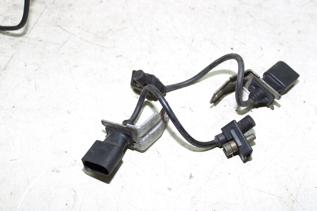 фото №6, Датчик положение вала bmw e90 2.0d 0261002477