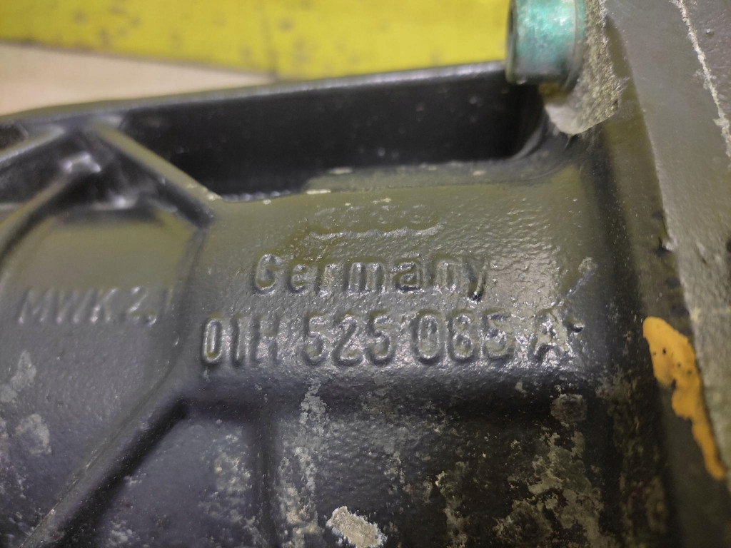 фото №11, Audi a4 b5 1.8 мост задний 01h525085a