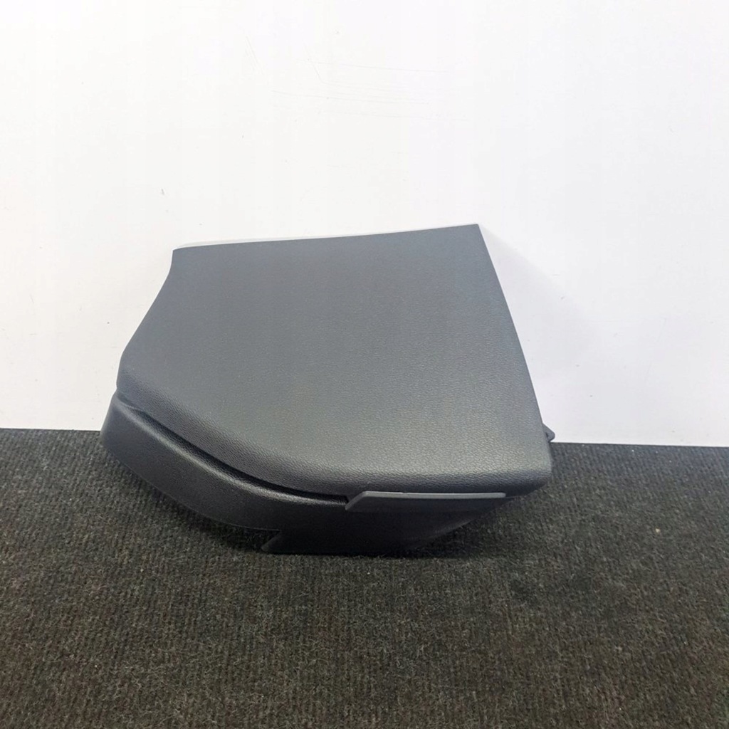 Volvo xc60 2019 другое запчасти салона автомобиля Цена