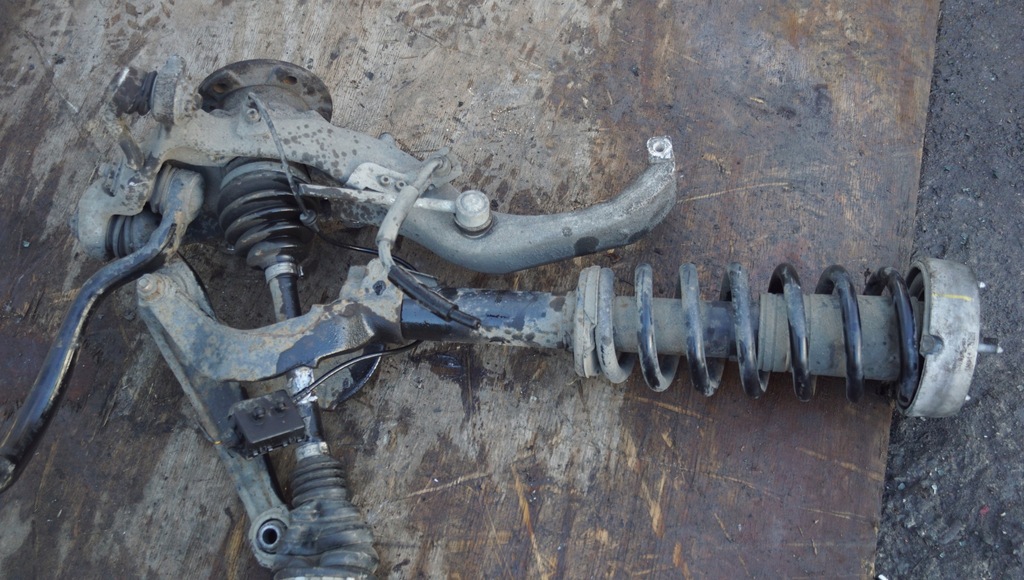 фото №10, Поворотный кулак подвеска правый перед bmw x5 e70 3.0d