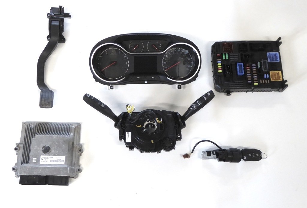 фото №1, Набор запуск иммобилайзер компьютер opel grandland x 1.2 turbo