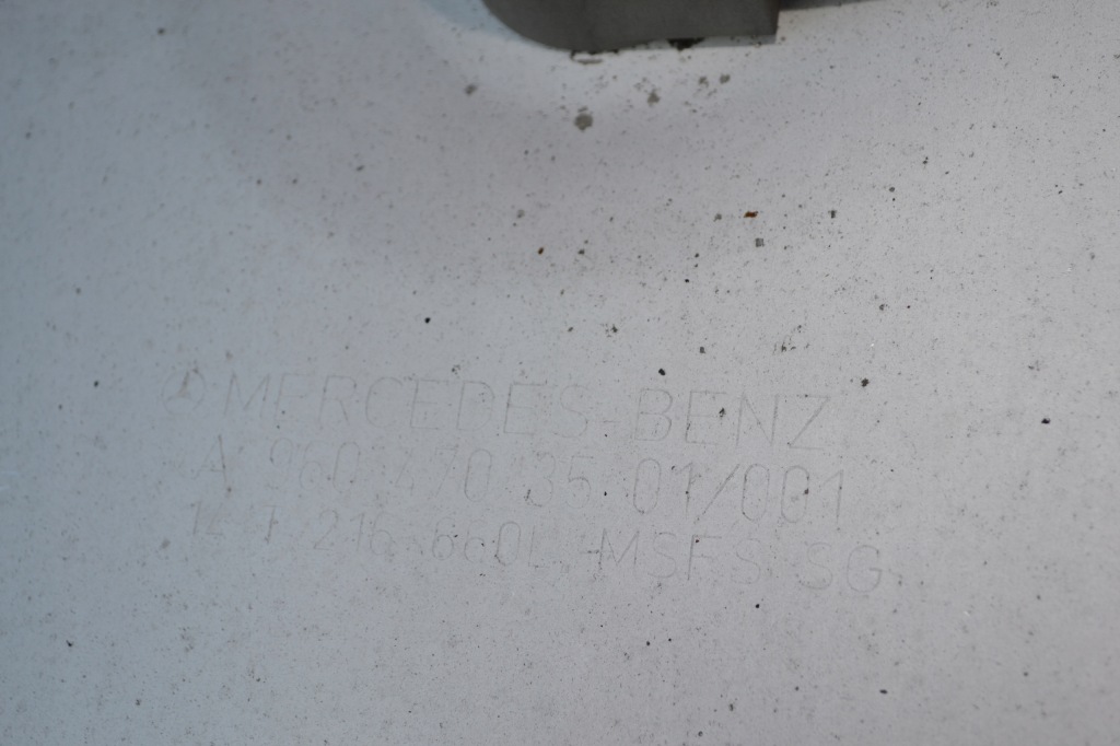 Бак пального mercedes actros mp4 660l a9604703501 mega lowdeck + лавка Ціна